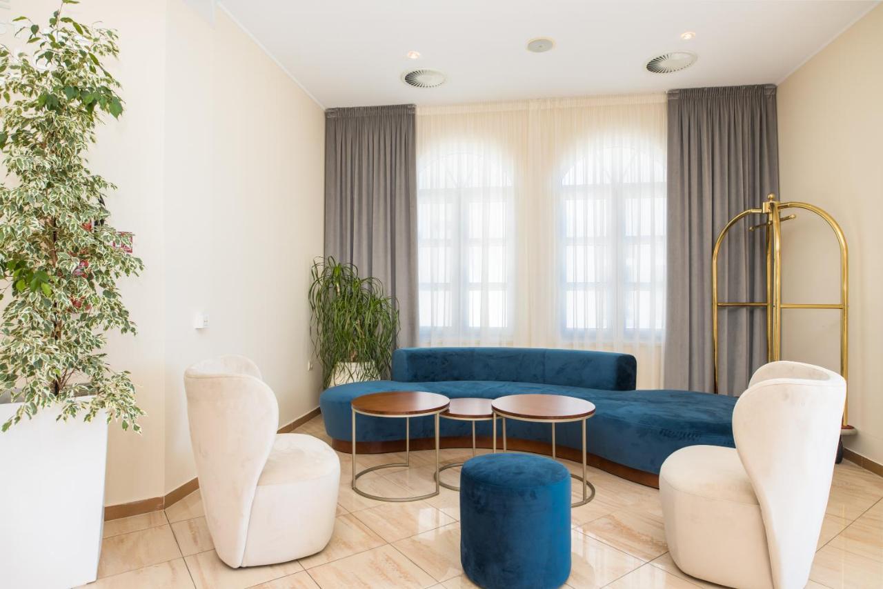 Hotel Bella Vista Дрвеник Экстерьер фото