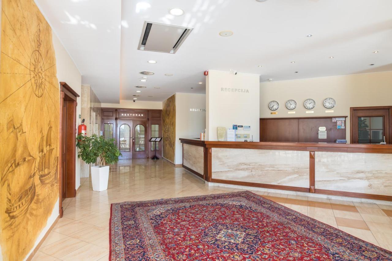 Hotel Bella Vista Дрвеник Экстерьер фото