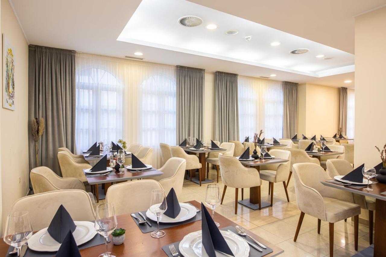 Hotel Bella Vista Дрвеник Экстерьер фото