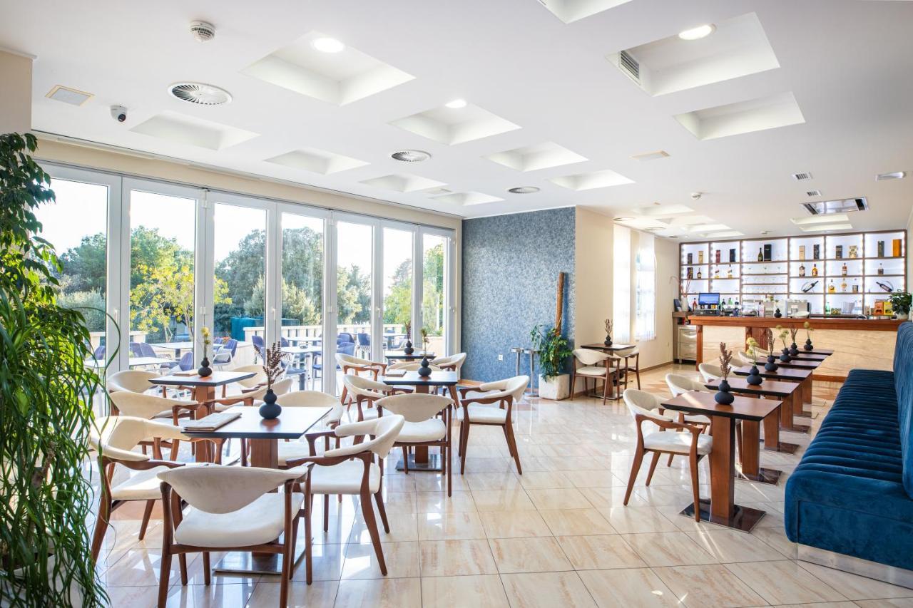 Hotel Bella Vista Дрвеник Экстерьер фото