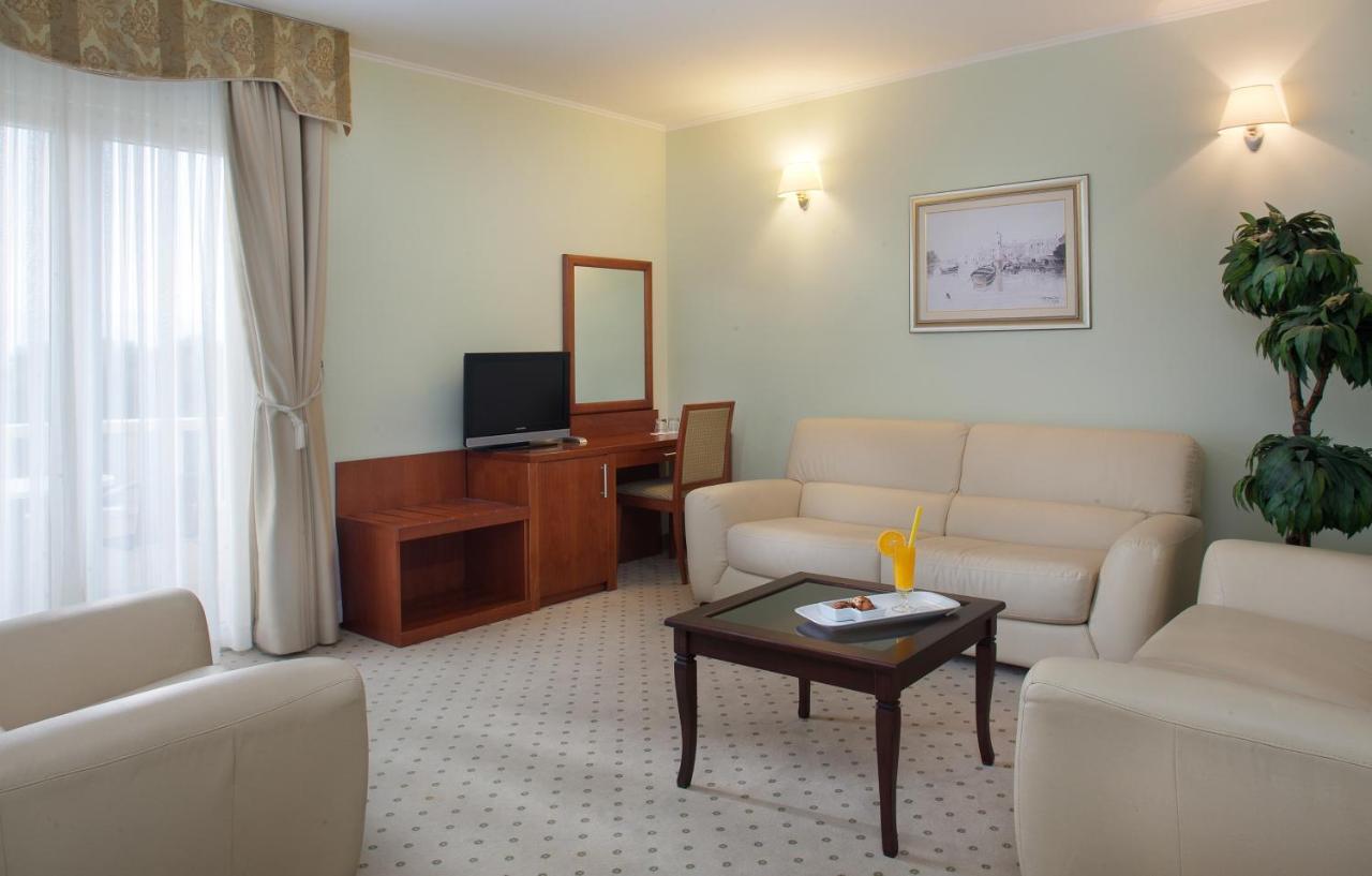 Hotel Bella Vista Дрвеник Экстерьер фото