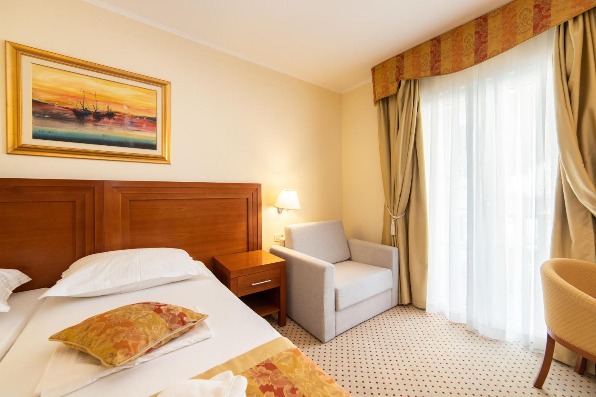 Hotel Bella Vista Дрвеник Экстерьер фото