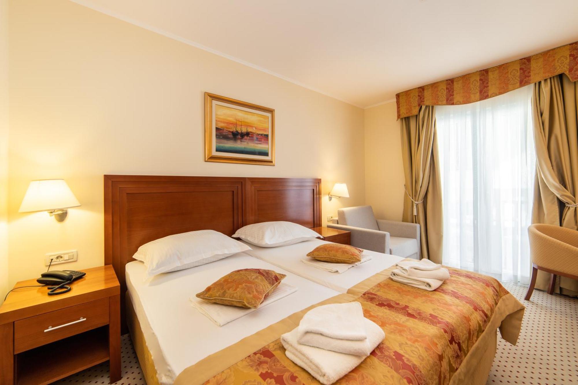 Hotel Bella Vista Дрвеник Экстерьер фото