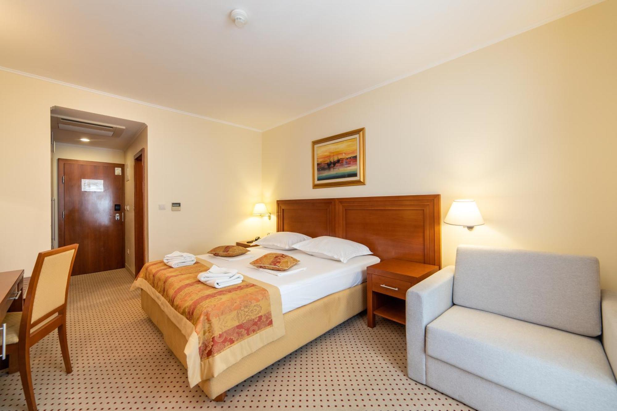 Hotel Bella Vista Дрвеник Экстерьер фото